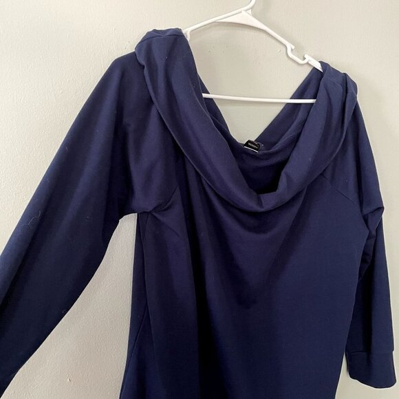 Torrid off the shoulder classic long sleeved sweater casual comfortable fleece - Picture 2 of 5